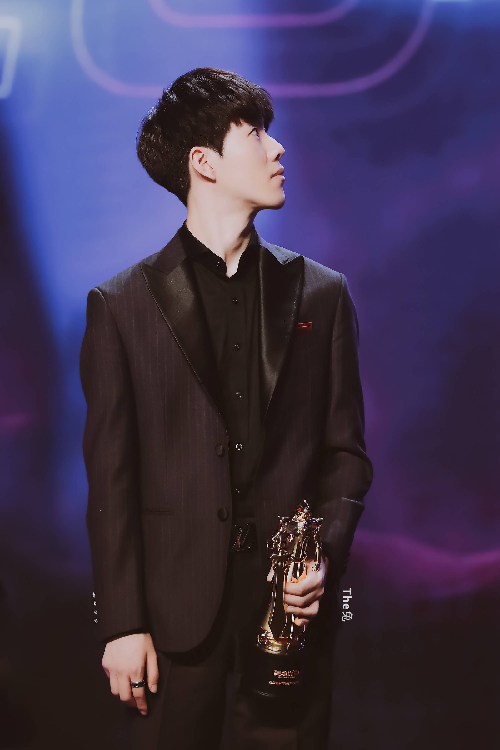 因此国际足 因此国际足